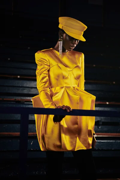Look 48